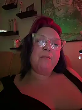 Snapshot of theUnihorniest chatting on February 14, 2:19 am theUnihorniest online show from February 14, 2:19 am