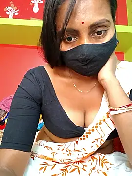 Snapshot of arushi_bb chatting on March 4, 8:53 am arushi bb online show from March 4, 8:53 am