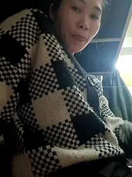 Snapshot of aaa_sexy_aaa chatting on February 2, 10:14 am aaa sexy aaa online show from February 2, 10:14 am