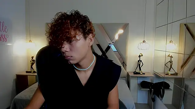 Snapshot of Anyelo_Twink chatting on February 14, 8:05 pm Anyelo Twink online show from February 14, 8:05 pm