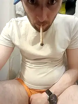 80julien online show from February 27, 6:19 pm