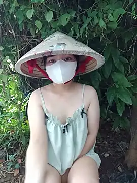 EnzxMoon02 online show from May 13, 10:01 am