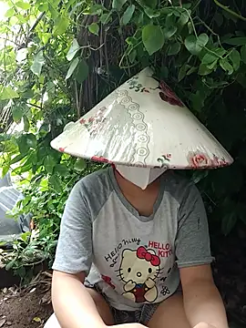EnzxMoon02 online show from May 31, 5:26 am