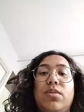 therealsun8 online show from April 29, 5:41 pm