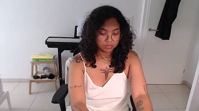 therealsun8 online show from May 11, 2:45 pm