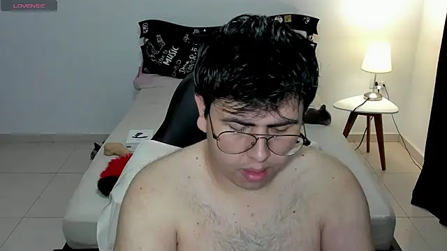 Dylan cr online show from March 30, 1:28 am