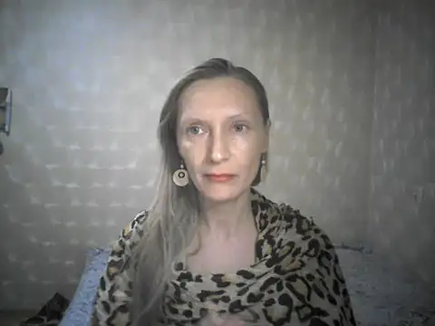 Averinona online show from March 27, 4:40 pm