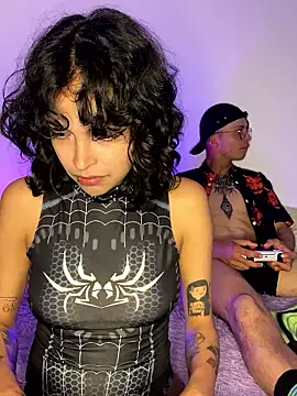 Snapshot of sakuraanduchira_ chatting on January 12, 11:43 pm sakuraanduchira online show from January 12, 11:43 pm