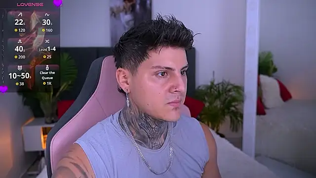 Snapshot of goldenatlasX chatting on March 5, 8:27 pm goldenatlasX online show from March 5, 8:27 pm