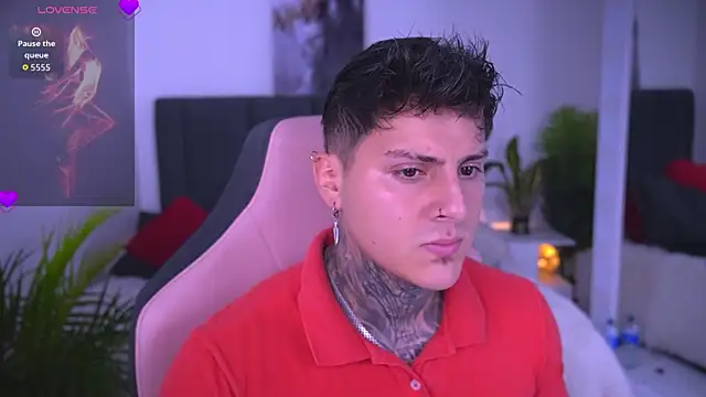 Snapshot of goldenatlasX chatting on March 28, 4:39 pm goldenatlasX online show from March 28, 4:39 pm