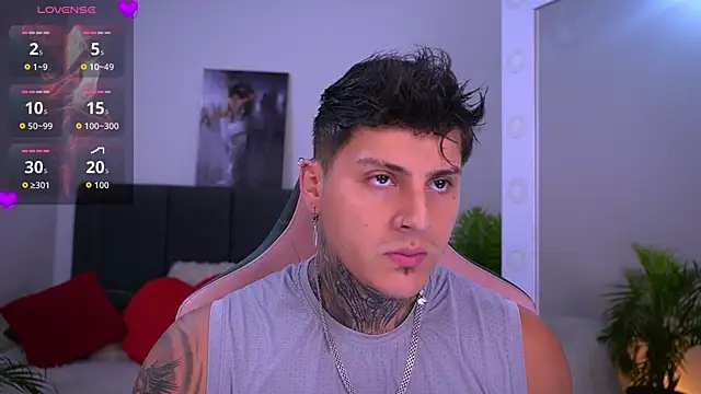 Snapshot of goldenatlasX chatting on March 30, 9:27 pm goldenatlasX online show from March 30, 9:27 pm