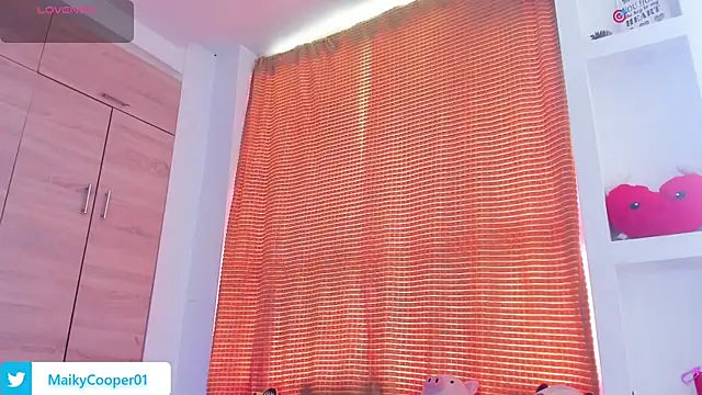 Snapshot of Maiky_Cooper01 chatting on April 27, 3:54 pm Maiky Cooper01 online show from April 27, 3:54 pm