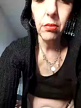 Juguetonafogosa5 online show from May 27, 5:26 am