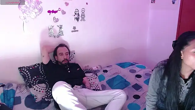 couple  party  online show from February 10, 5:33 am