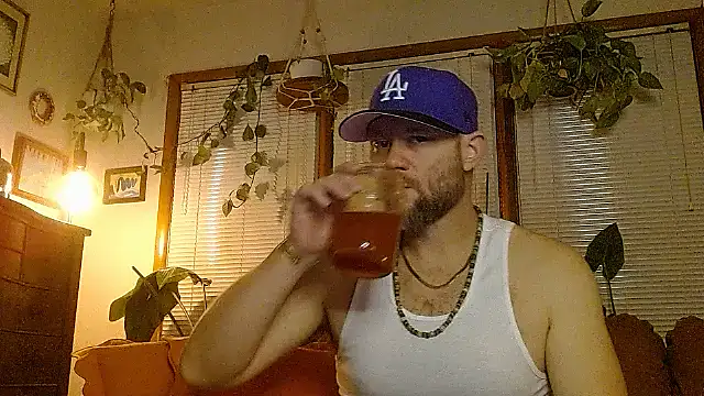 Snapshot of marcus_graves_13 chatting on February 1, 1:37 am marcus graves 13 online show from February 1, 1:37 am