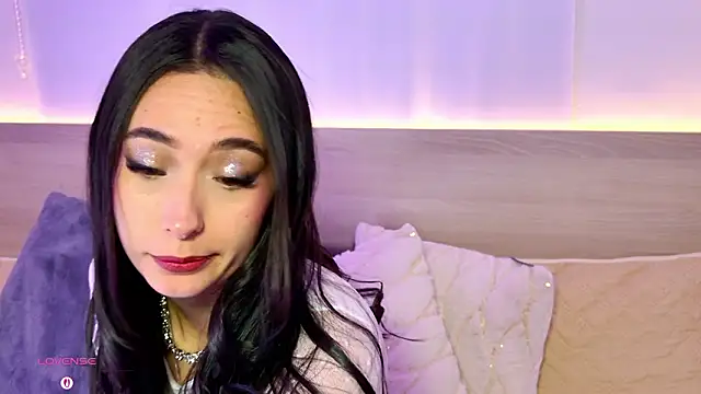 AliceeBloom online show from February 6, 10:40 am