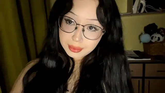 KateWhisp online show from January 12, 5:18 pm