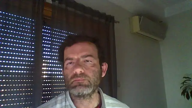 Snapshot of _grj1 chatting on March 29, 6:57 am grj1 online show from March 29, 6:57 am