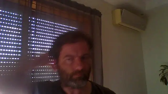 Snapshot of _grj1 chatting on April 12, 4:34 pm grj1 online show from April 12, 4:34 pm