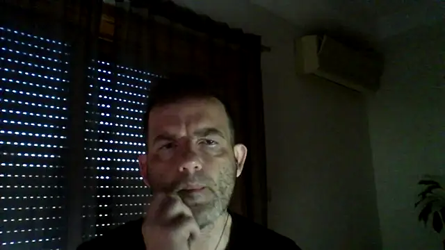 Snapshot of _grj1 chatting on May 1, 5:56 am grj1 online show from May 1, 5:56 am