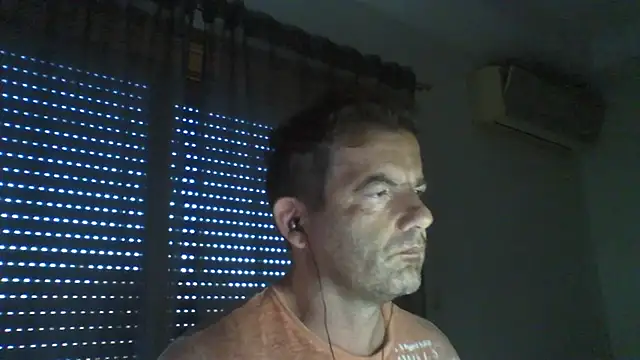 Snapshot of _grj1 chatting on June 14, 5:42 am grj1 online show from June 14, 5:42 am