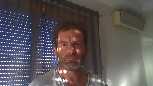 Snapshot of _grj1 chatting on June 28, 6:41 am grj1 online show from June 28, 6:41 am