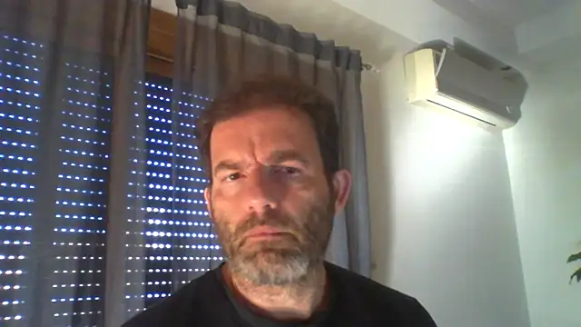 Snapshot of _grj1 chatting on July 2, 7:47 am grj1 online show from July 2, 7:47 am