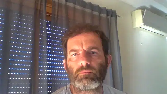 Snapshot of _grj1 chatting on July 15, 8:08 am grj1 online show from July 15, 8:08 am