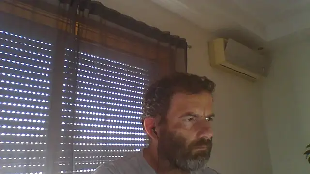 Snapshot of _grj1 chatting on July 20, 3:25 pm grj1 online show from July 20, 3:25 pm