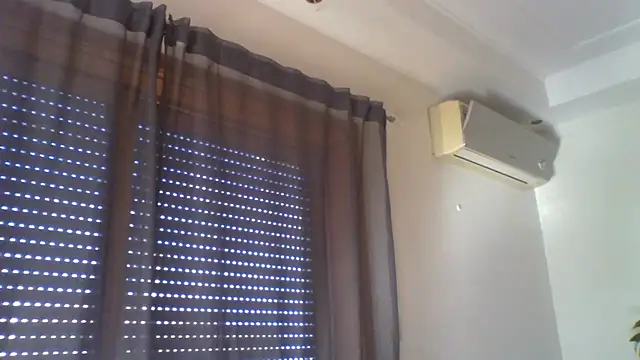 Snapshot of _grj1 chatting on July 21, 8:05 am grj1 online show from July 21, 8:05 am