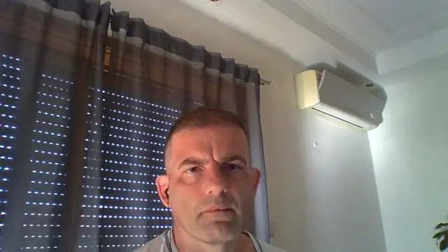 Snapshot of _grj1 chatting on July 24, 8:01 am grj1 online show from July 24, 8:01 am