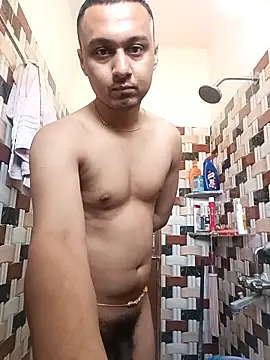 Snapshot of Uzieham22 chatting on March 28, 3:50 am Uzieham22 online show from March 28, 3:50 am