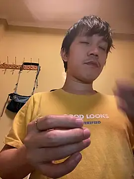 asian guy67 online show from March 15, 3:18 pm