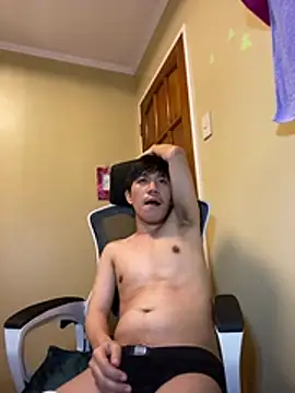 Snapshot of asian_guy67 chatting on July 28, 4:16 pm asian guy67 online show from July 28, 4:16 pm