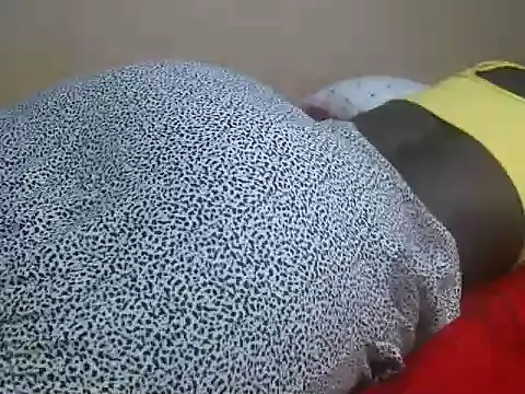 Snapshot of serreyy chatting on March 6, 7:54 pm serreyy online show from March 6, 7:54 pm