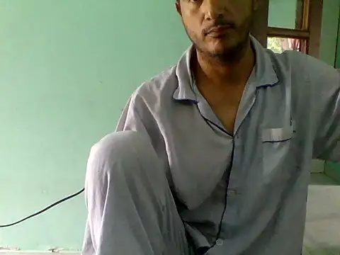 Snapshot of CalmDesire chatting on February 15, 7:21 pm CalmDesire online show from February 15, 7:21 pm