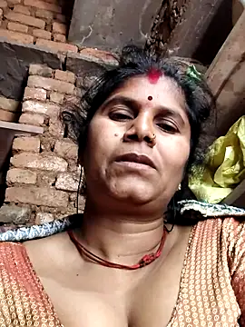 Hot di97 online show from February 23, 10:40 pm