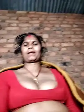 Hot di97 online show from March 26, 2:00 pm