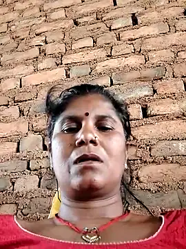 Hot di97 online show from June 11, 2:53 am