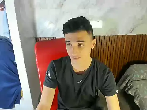 felipe colinss online show from June 11, 11:36 pm