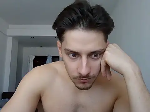 adixxxta online show from January 18, 9:24 am