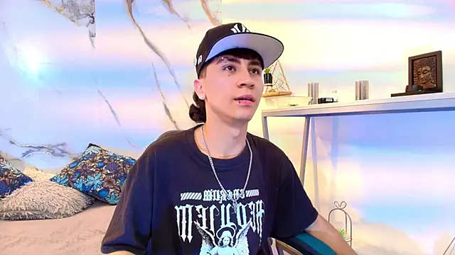 XanderGrey8 online show from February 25, 7:01 pm