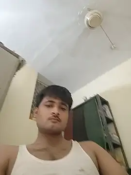 Snapshot of allumatar chatting on July 8, 3:49 pm allumatar online show from July 8, 3:49 pm