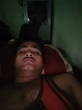 Snapshot of allumatar chatting on July 12, 8:05 am allumatar online show from July 12, 8:05 am