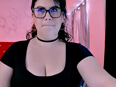 Ninna Angel online show from February 12, 12:00 pm