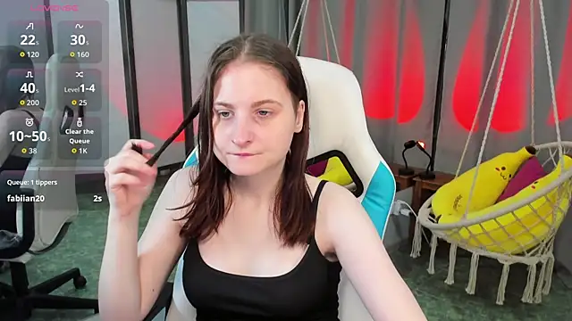 KiraDuvall online show from April 28, 2:55 pm