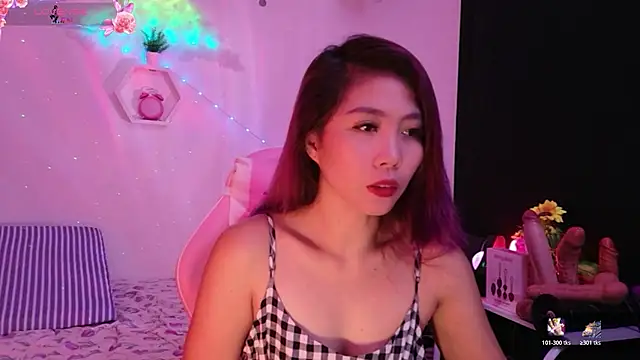 25sweetlilbunny online show from July 22, 2:47 am