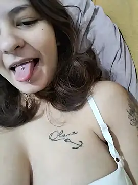 carazinho2128 online show from June 23, 9:13 pm
