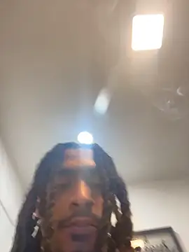 Snapshot of Mellyj053 chatting on February 19, 8:21 am Mellyj053 online show from February 19, 8:21 am