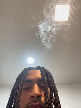 Snapshot of Mellyj053 chatting on April 8, 5:46 pm Mellyj053 online show from April 8, 5:46 pm